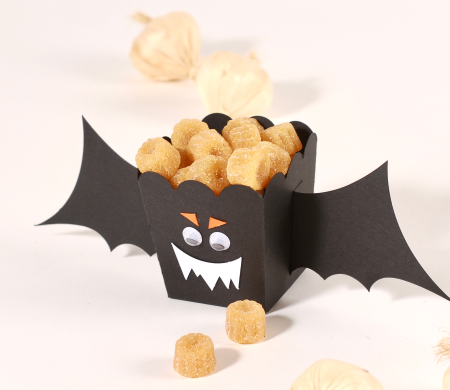 Boîte à pop-corn décorée comme un monstre d'Halloween