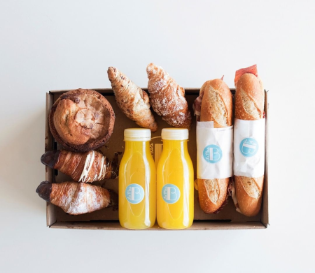 Take away breakfast tray