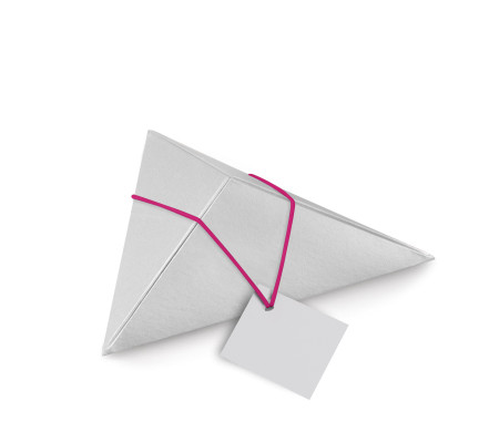 Caja Triangular de Cartón