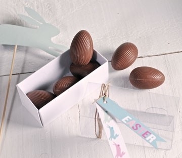 Rectangular boxes for chocolat eggs