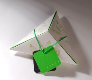 Triangular gift box