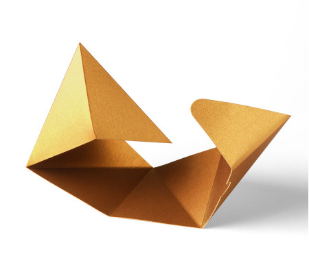 Caja Regalo Triangular para Joyería y Tiendas