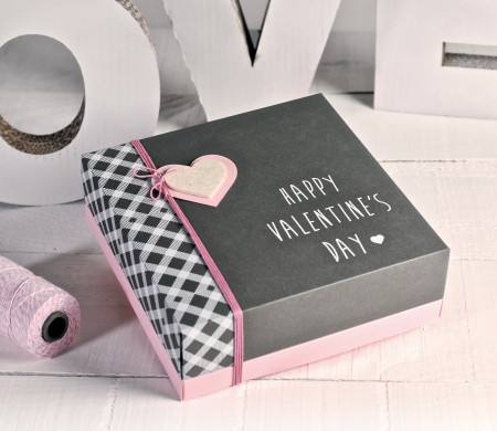 Romantic gift box for Valentine’s | Small gifts