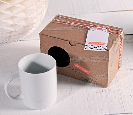 Cardboard box for two mugs