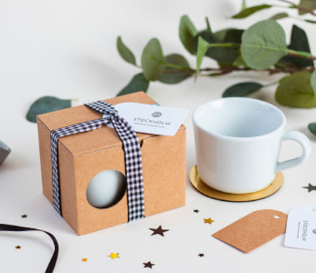 Gift box for cups with handles
