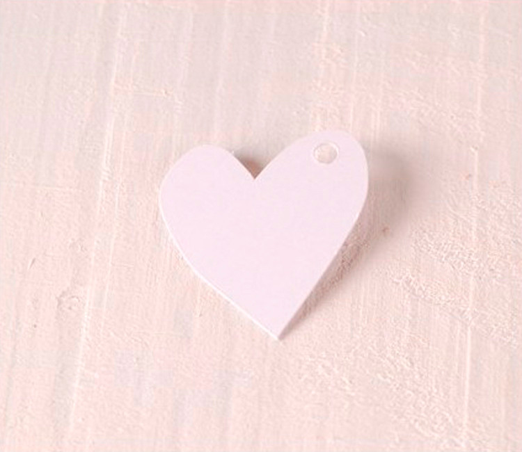 Corazón irregular de cartón para colgar. Kit de 10 ud Corazón irregular de cartón para colgar. Kit de 10 ud
