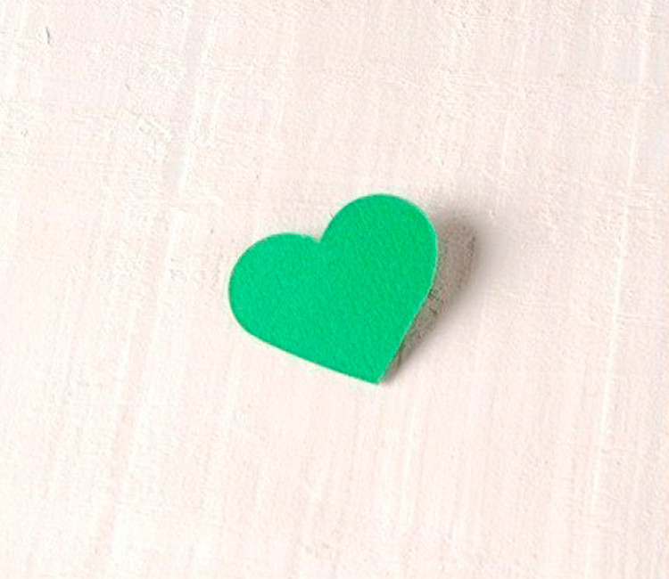 Corazones de Cartulina para Decorar Regalos Corazones de Cartulina para Decorar Regalos