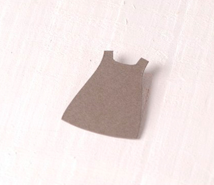 Robe de Fille en Carton 10 pcs. Robe de Fille en Carton 10 pcs.