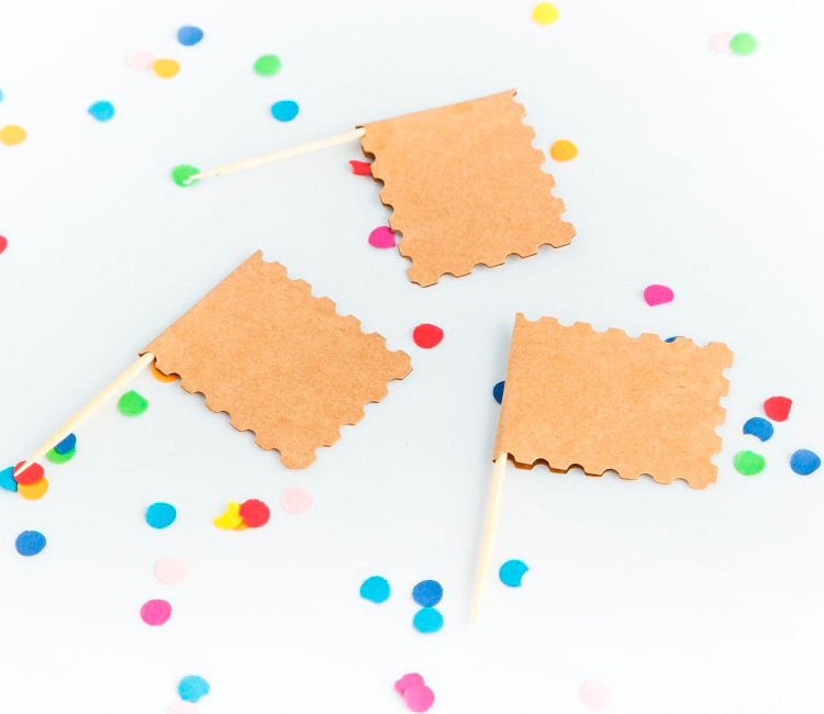 Banderitas para Fiestas ¡Kit de 10 Unidades! Banderitas para Fiestas ¡Kit de 10 Unidades!