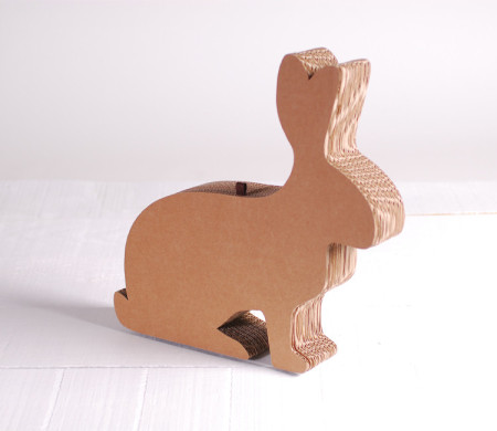 Coniglio in cartone per decorazioni