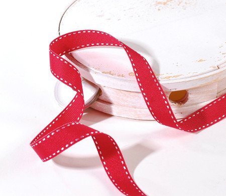 Nastro grosgrain rosso per avvolgere i tuoi regali