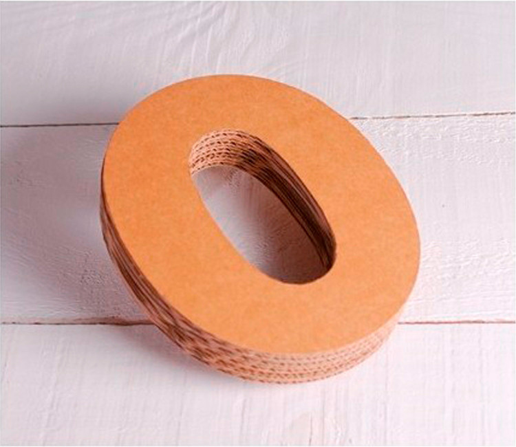 Originaux numéros en carton pour décorer, qui donnera une touche handmade à toute pièce. Des plus original, découvre-les! Originaux numéros en carton pour décorer, qui donnera une touche handmade à toute pièce. Des plus original, découvre-les!