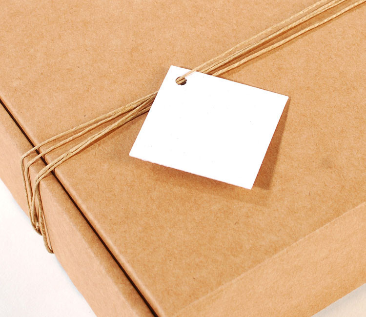 Étiquettes carrées en carton pour cadeaux Étiquettes carrées en carton pour cadeaux