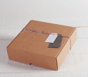 Versandkarton, eine originelle Geschenkverpackung