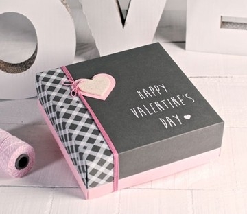 Square gift box for Valentine's Day