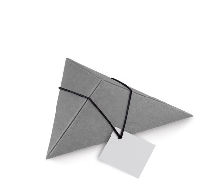 Caja Triangular de Cartón