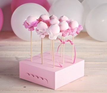 Clear boxes for cake pops