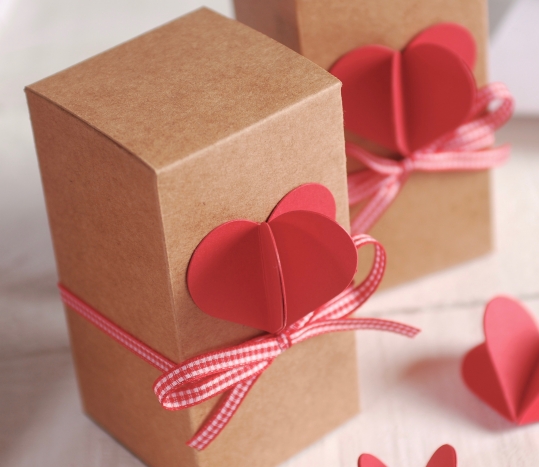 Long box with 3D heart and ribbon