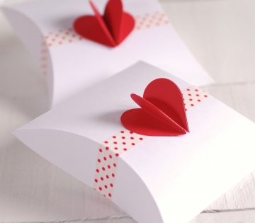 Box with 3D heart for Valentine's day