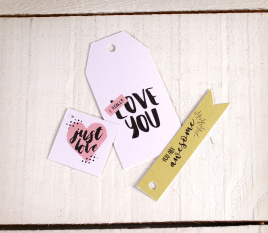 Set von gedruckten Etiketten Love