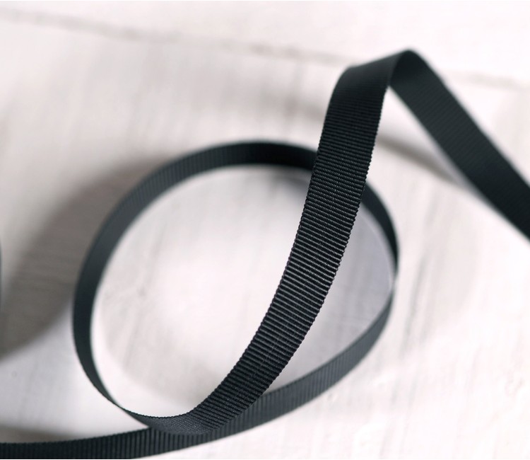 Schwarzes Grosgrain Band | SelfPackaging