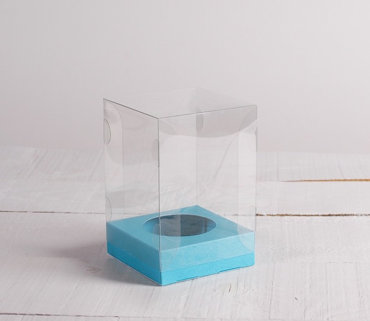 Clear boxes for an Easter egg Clear boxes for an Easter egg