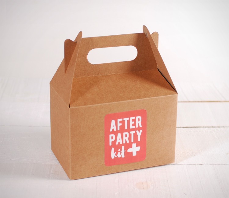 Wedding Survival Kit - SelfPackaging