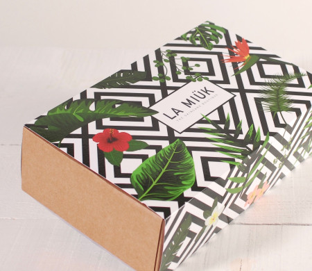 Customised box for shipping