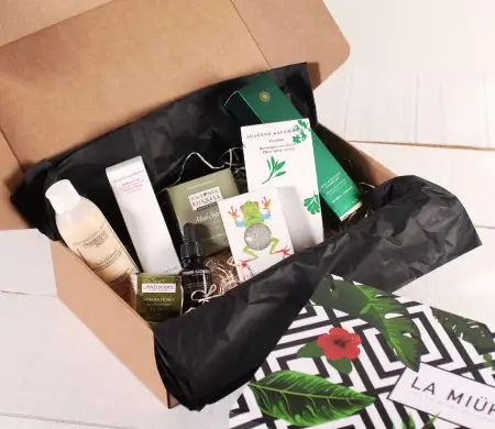 Caja de envíos para cosmética