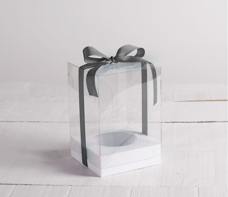 Caja Pequeña con Lazo para Huevo de Pascua Caja Pequeña con Lazo para Huevo de Pascua