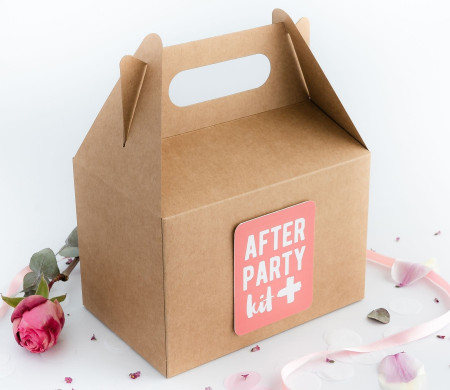 Wedding Survival Kit - SelfPackaging