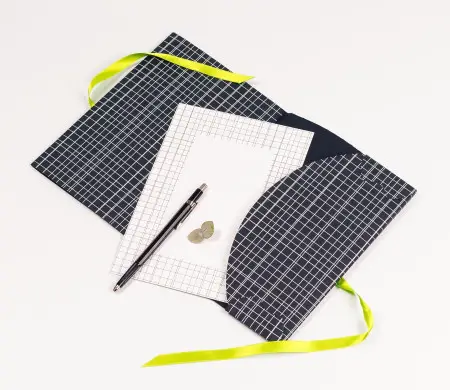 Carpetta di Cartone Regalo | SelfPackaging