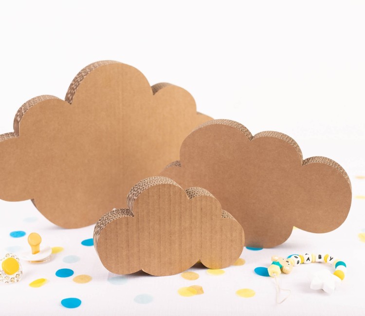 Nuages Décoratifs en Carton, un Kit de 3