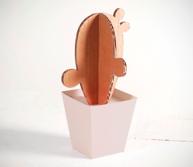 Cactus en Carton, avec des Pots en Couleur ! Cactus en Carton, avec des Pots en Couleur !
