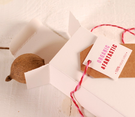Boîte écologique pour parfum de couleur blanche Boîte écologique pour parfum de couleur blanche