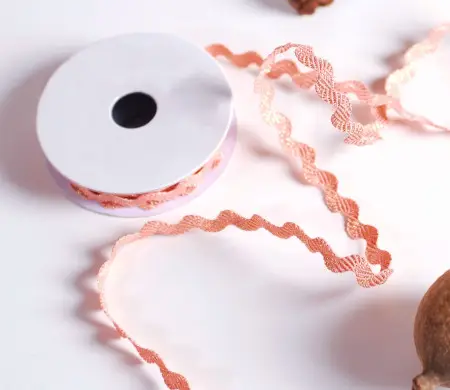 Pink Zig Zag Ribbon | SelfPackaging