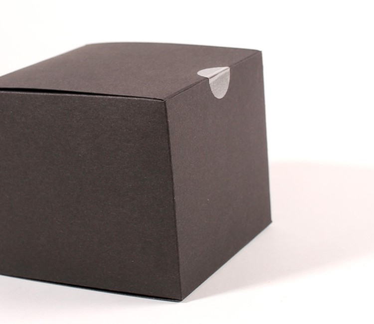 Adesivo Trasparente Personalizzato | SelfPackaging