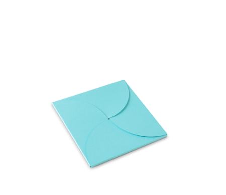 Flat gift box for square cards