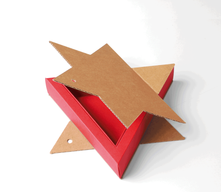 Star-shaped Box Ideal for Christmas
