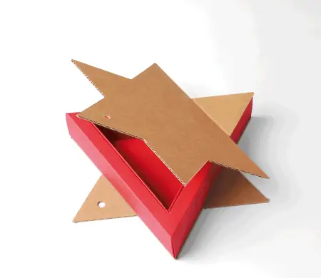 Star-shaped Box Ideal for Christmas
