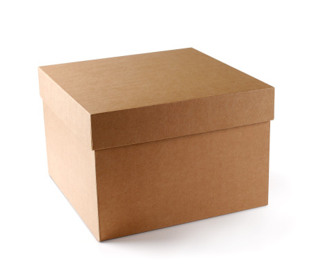 Caja para sombreros. De fácil montaje y disponible en 3 tamaños.