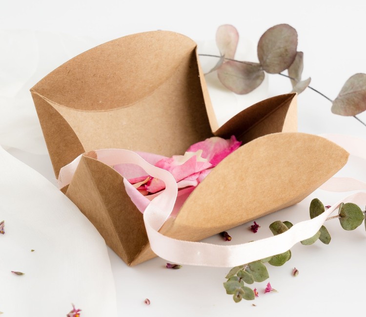 Original Box for Wedding Favours or Invitations