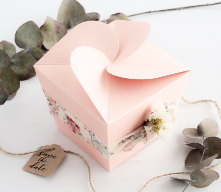 Box for Beauty Creams, Original and Shaped like a Flower