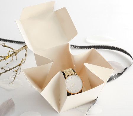 Boîte pour crèmes et petits cadeaux 