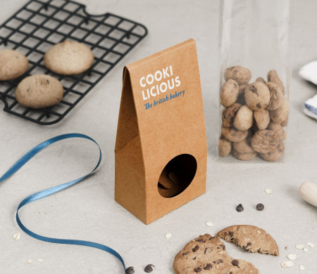 Box with window for food