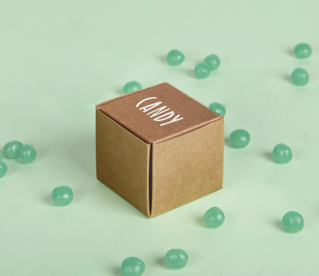 Boîte pour crèmes et petits cadeaux 