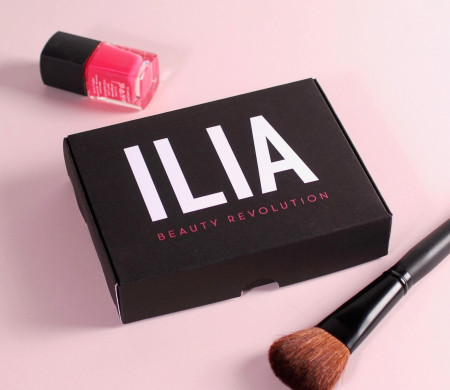 Travel Kit Box - SelfPackaging