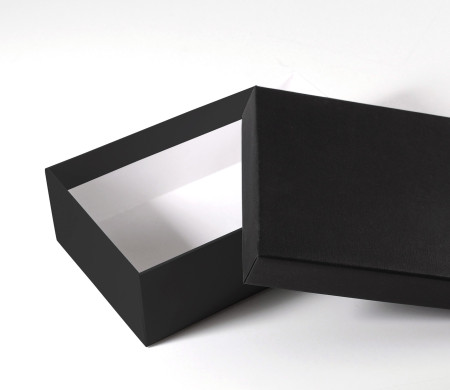 Caja rectangular rígida de cartón forrado