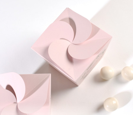 Idea: Scatola Cioccolatini Chiusura Ribalta | SelfPackaging