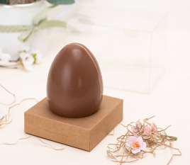 Caja pequeña con lazo para huevo de Pascua